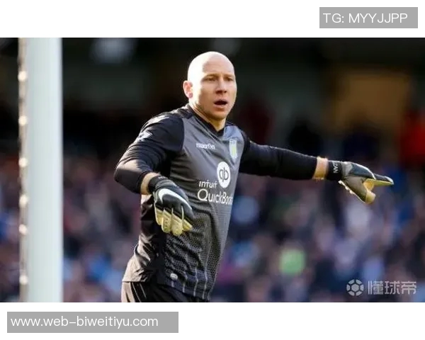 41岁美国门将古赞宣布赛季结束后正式退役的消息引发关注 41岁美国门将古赞宣布赛季结束后正式退役的消息引发关注