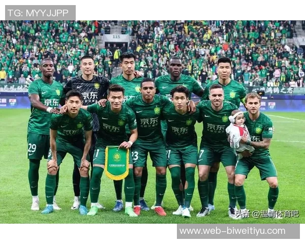 国安足协杯冠军献给已逝球迷杨雪金色座椅与奖杯共同见证感动时刻 国安足协杯冠军献给已逝球迷杨雪金色座椅与奖杯共同见证感动时刻